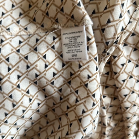 Pleione Beige and Black Geometric Blouse - Picture 4 of 5